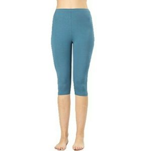 Pants - NEW - PREMIUM COTTON TITANIUM STRETCH CAPRIS Pants - NEW - PREMIUM COTTON TITANIUM STRETCH CAPRIS